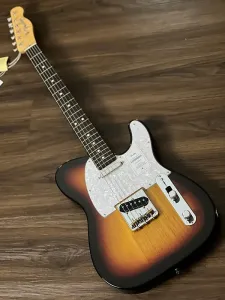 Fender Japan Hybrid II Telecaster с грифом из розового дерева и покрытием Metallic 3-Tone Sunburst