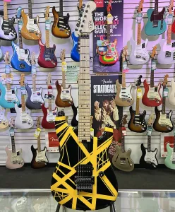 Серия EVH в полоску: черная с желтыми полосами