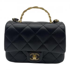 CHANEL Женская мини-сумка через плечо из овчины черная