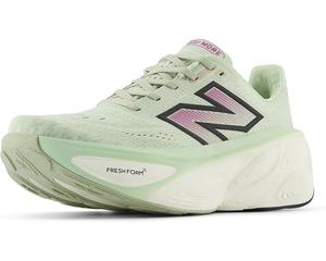Кроссовки New Balance Fresh Foam X More v5, цвет Natural Mint/Purple Fuchsia