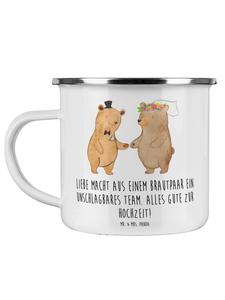 Кофейная кружка с изображением непревзойденных жениха и невесты с надписью белым цветом Mr. & Mrs. Panda