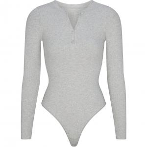 Skims FW24 Коллекция Cotton COTTON RIB LONG SLEEVE HENLEY Боди Боди для женщин Светлый вересковый серый/Пепельно-серый