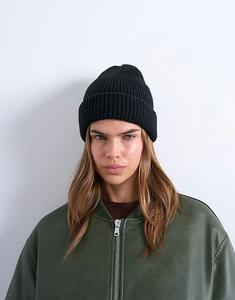 Ребристая шапка Topshop Henry черного цвета