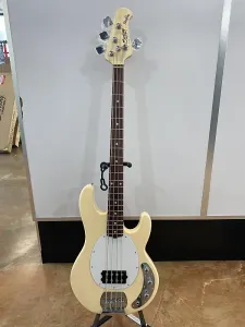 Sterling StingRay RAY4