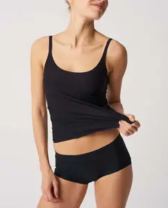 Майка Soft Stretch на бретелях Chantelle, черный