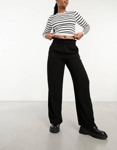 Черные широкие брюки с завышенной талией и оборчатым поясом JDY