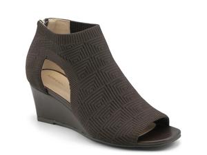 Сандалии Adrienne Vittadini Arletta Wedge Sandal, темно-коричневый