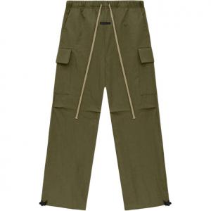 Текстурированные нейлоновые полевые брюки Fear Of God Essentials, Зеленый Эвергрин/Военный