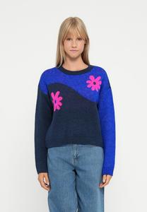 Джемпер ONLY ONLFREESIA FLOWER O NECK , Night Sky Pattern/Dark Blue