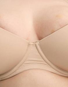 Бежевый бюстгальтер-футболка из формованной микрофибры ASOS DESIGN Curve