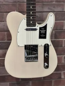 Fender Player II Telecaster - Блондинка с камерным корпусом
