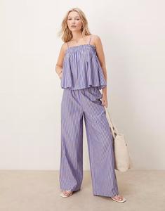 Брюки ASOS DESIGN со сборками на талии в сине-красную полоску