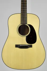 Martin D-18 Standard Series - Натуральный тонер старения 2025 с OHSC