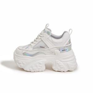 Кроссовки женские толстые низкие Milan Love Song, белый