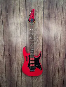 Ibanez JEMJRSPPK Сигнатурная модель Стива Вая - неоново-розовый