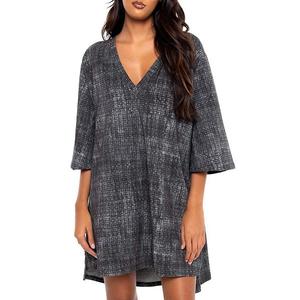 Платье-чехол с V-образным вырезом Dai Moda