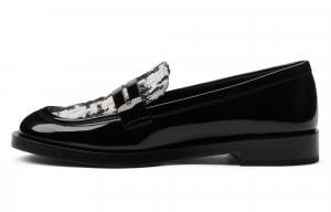 Лоферы 2,4 см женские CHARLES&KEITH, меловой белый