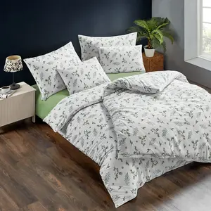 Постельное белье Dream Sleep Garden 155x220 см + 80x80 см Traumschlaf