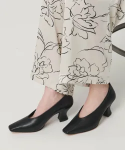 Туфли с заостренным квадратным носком United Arrows, цвет Black