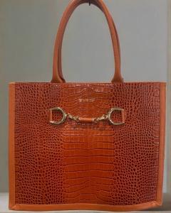 Женская кожаная сумка-тоут Terra в оранжевом цвете Berge