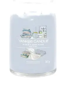 Большая свеча A Calm & Quiet Place Yankee Candle, синий