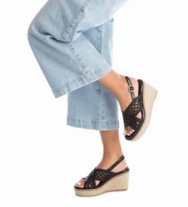 Черные женские босоножки на танкетке Xti, черный