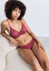 Бюстгальтер Triumph AMOURETTE CHARM, Sweet Marsala/Red