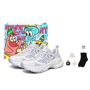 Низкие, массивные, устойчивые к истиранию, мягкие, нескользящие, серо-серебристые кроссовки унисекс Kappa, Cool Gray/Silver (Limited Edition Shopping Bag Clothing Sets)