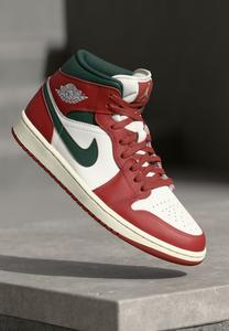 Кроссовки Jordan AIR JORDAN 1 MID, Sail/Midnight Green/Pure Platinum-Coloured/Redstone/Brown