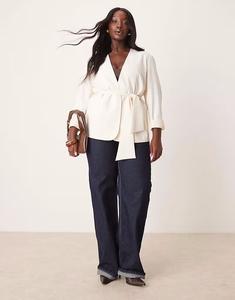 Блейзер с завязкой на талии ASOS DESIGN Curve цвета пахты