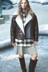 Байкерская куртка с плюшевой подкладкой H&M, коричневый