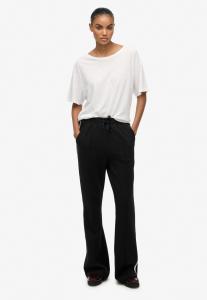 Superdry & Co Брюки Regular черного цвета