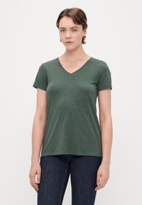 Футболка ONLY Tall ONLBEA V NECK GLITTER , Pineneedle/Light Gold-Coloured/Dark Green