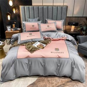 FGDSEEEKJUFHH Комплект постельного белья из стеганого хлопка в технике пэчворк с вышивкой красного и синего цветов