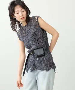 Вязаный крючком жилет из мохеровой пряжи