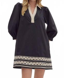 Контрастное мини-платье черного цвета Entro, черный