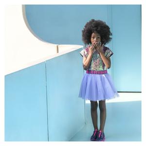 Разноцветное платье с логотипом и пайетками Billieblush, мультиколор