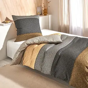 Постельное белье Dream Sleep Mako-Satin Kansas 200x200 см + 2 x 80x80 см коричневого цвета Traumschlaf