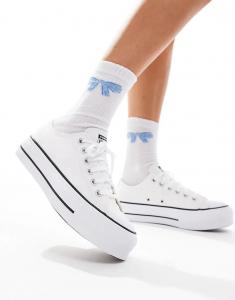 Кроссовки Converse Chuck Taylor All Star Lift Ox Wide Fit на платформе белого цвета