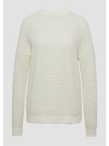 Вязаный свитер в цвете 0200_ecru QS