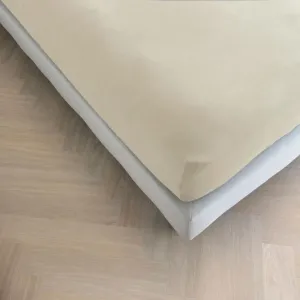 Простыня на резинке Kayori Sota Lyocell Sand 80-100x200-220 см, высота матраса до 35 см