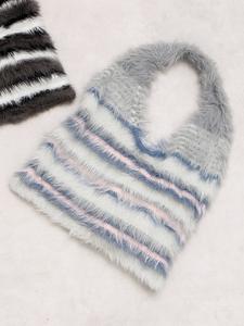 Cachecache / Меховая сумка-тоут с несколькими краями