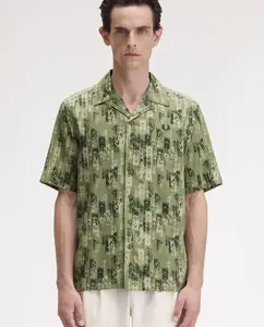 Мужская рубашка с коротким рукавом с абстрактным принтом Fred Perry, зеленый
