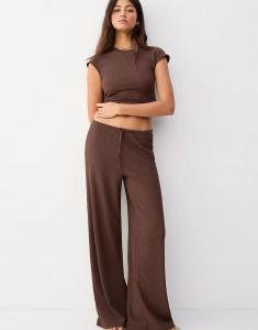 Широкие креповые брюки Pull&Bear коричневого цвета