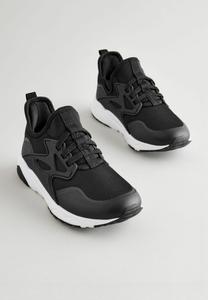 Ботинки REGULAR FIT Next, черный