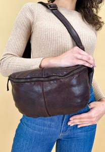 Поясная сумка AKIRA Gusti Leder, цвет dunkelbraun