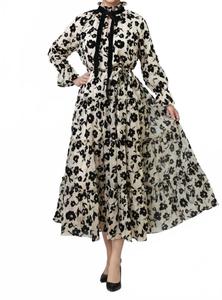 Платье миди из полиэстера в оттенке «бежевый» Kathie K, кремовый