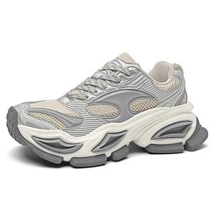 Амортизирующий износостойкий легкий коврик для увеличения роста. Низкие массивные кроссовки для мужчин SK.TRIP, Ch Red