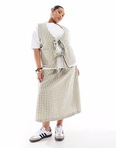 Эксклюзивная юбка макси с присборенным поясом от Renee Studio Plus в зеленую клетку