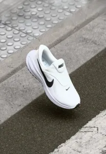 Кроссовки для бега по шоссе revolution 8 easyon Nike Performance, White/Black/Wolf Grey